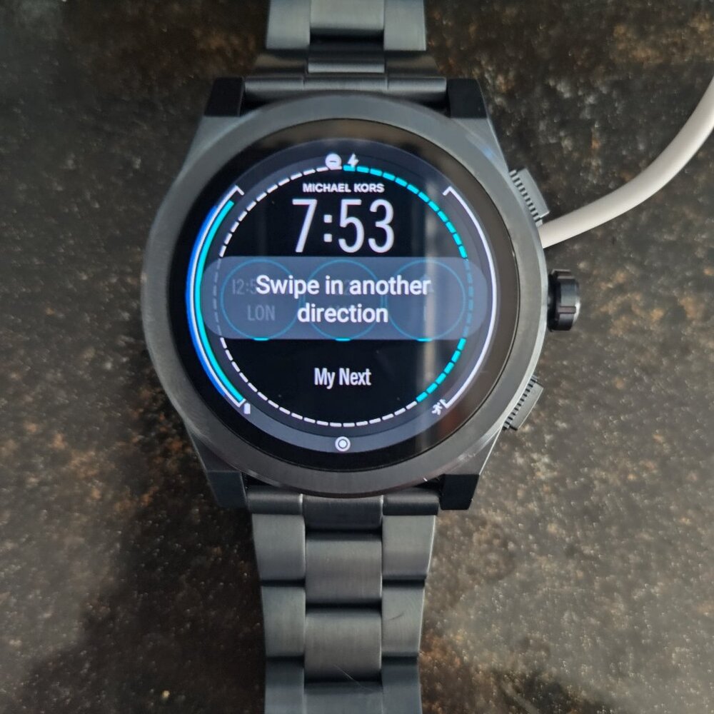 Michael kors Grayson smartwatch Authentic MKT5028